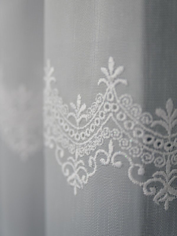 Perdea tulle brodat, crem