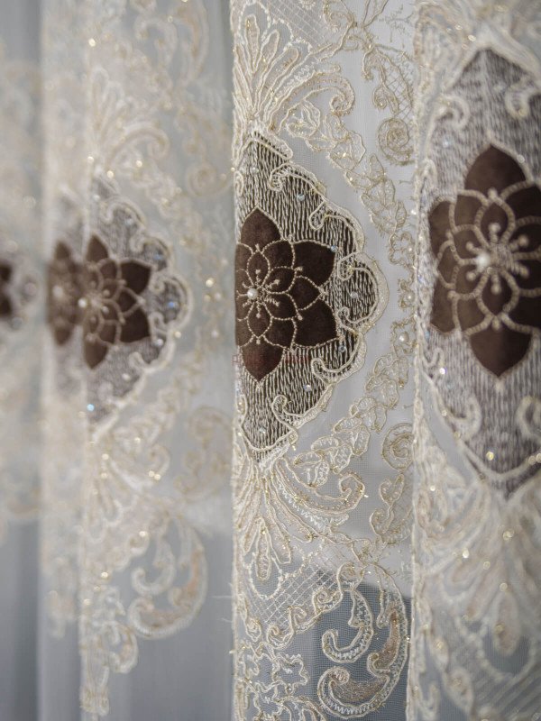Perdea tulle brodat, crem/maro