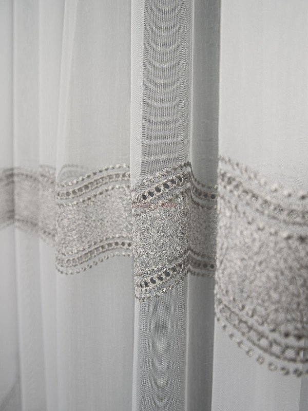 Perdea tulle brodat gri