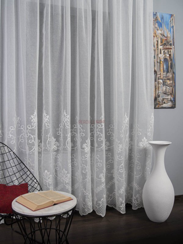 Perdea borangic brodat ivoire