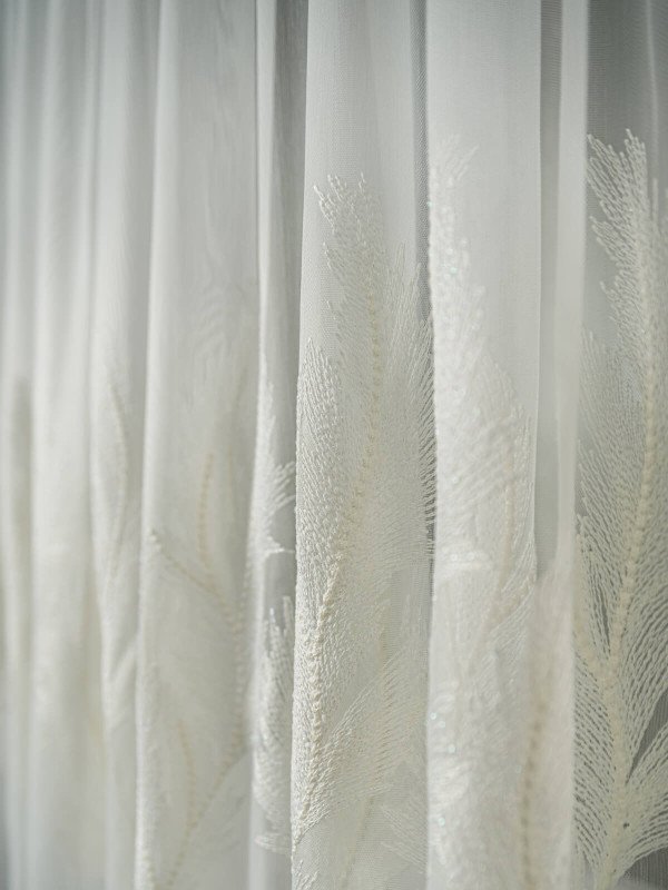 Perdea tulle brodat ivoire