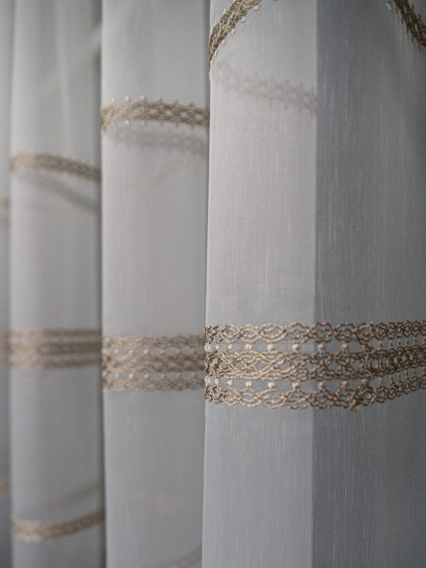 Perdea tulle brodat ivoire/auriu