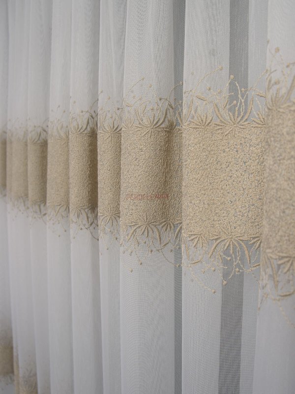 Perdea tulle brodat ivoire/bej