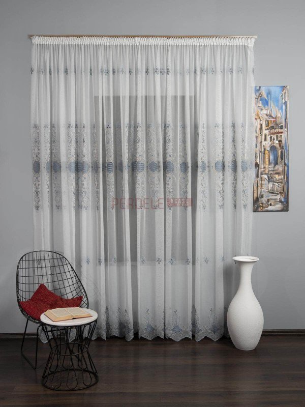 Perdea tulle brodat, ivoire/bleu