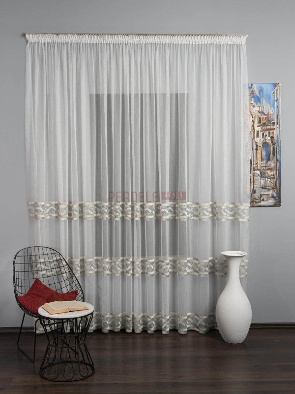 Perdea tulle brodat, ivoire/GRI