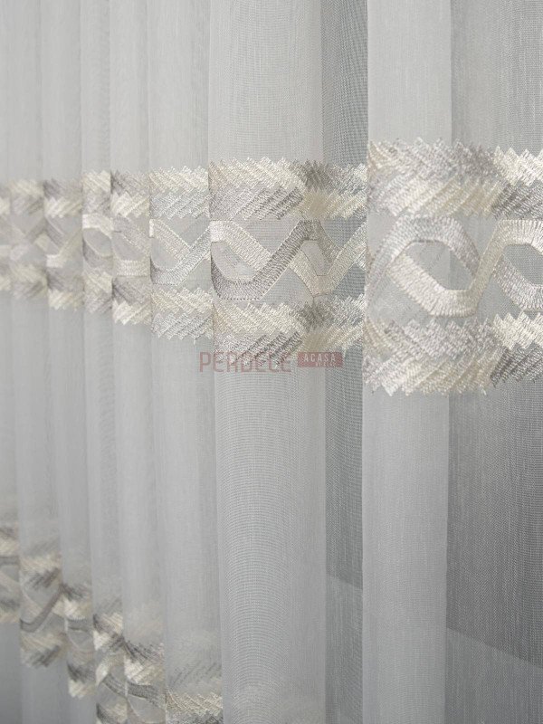 Perdea tulle brodat, ivoire/GRI