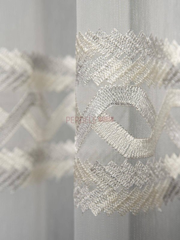 Perdea tulle brodat, ivoire/GRI