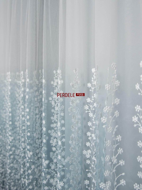 Perdea tulle degrade verde
