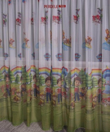 Perdea voal model copii