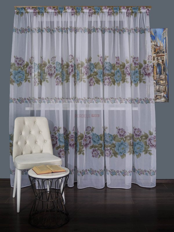 Perdea voal model flori, roz/bleu