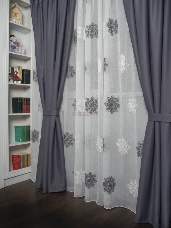 Set perdea si draperie Raluca Set perdea si draperie Raluca