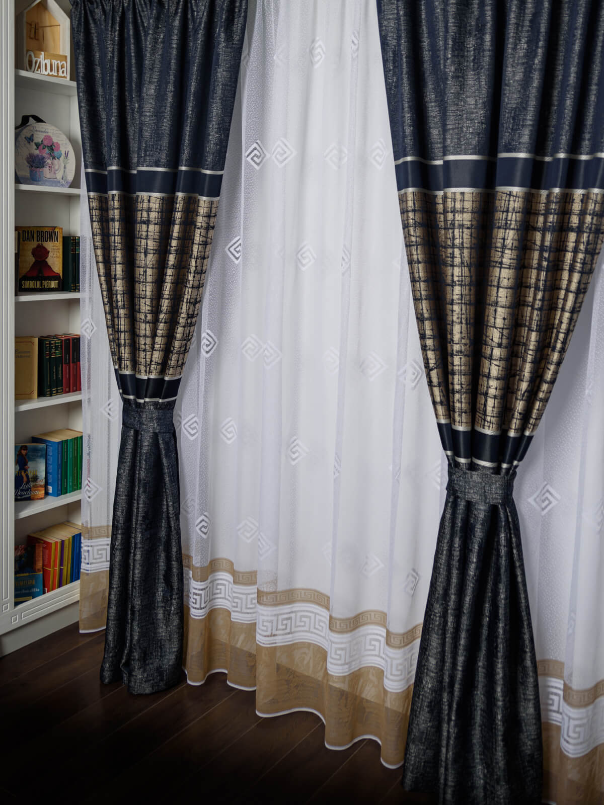 Set perdea si draperie Iris