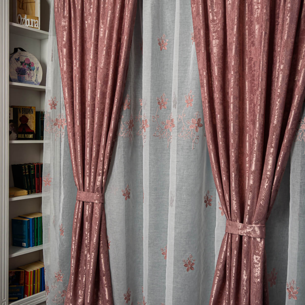 Set Perdea Si Draperie Gabriela