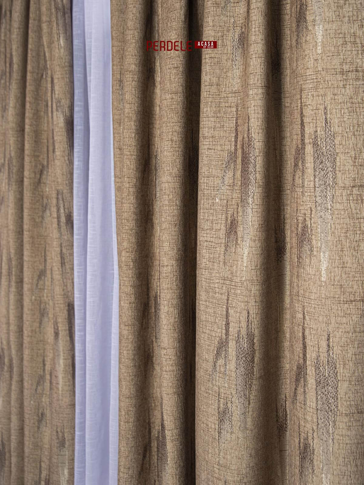 Draperie in bej/maro
