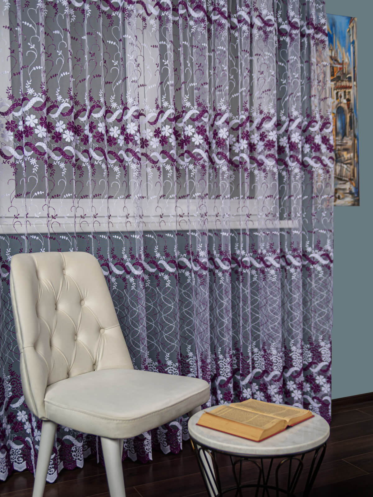 Perdea tulle brodat alb/mov